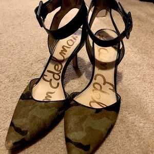 Sam Edelman camouflage pumps, size 9.